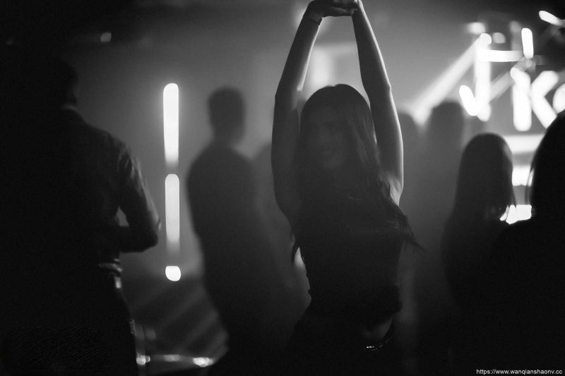 [欧美SLG/真人HTML] 曼瑞恩魔导师 v1.0完结 浏览器翻中文 2.8G游戏中文版下载|无需安装解压即玩-游界无限