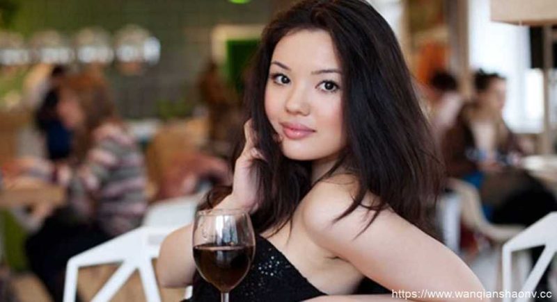 【欧美HTML/中翻/真人动态】宾宝生活教练 Bimbo Life Coach v0.714 【1G】游戏中文版下载|无需安装解压即玩-游界无限